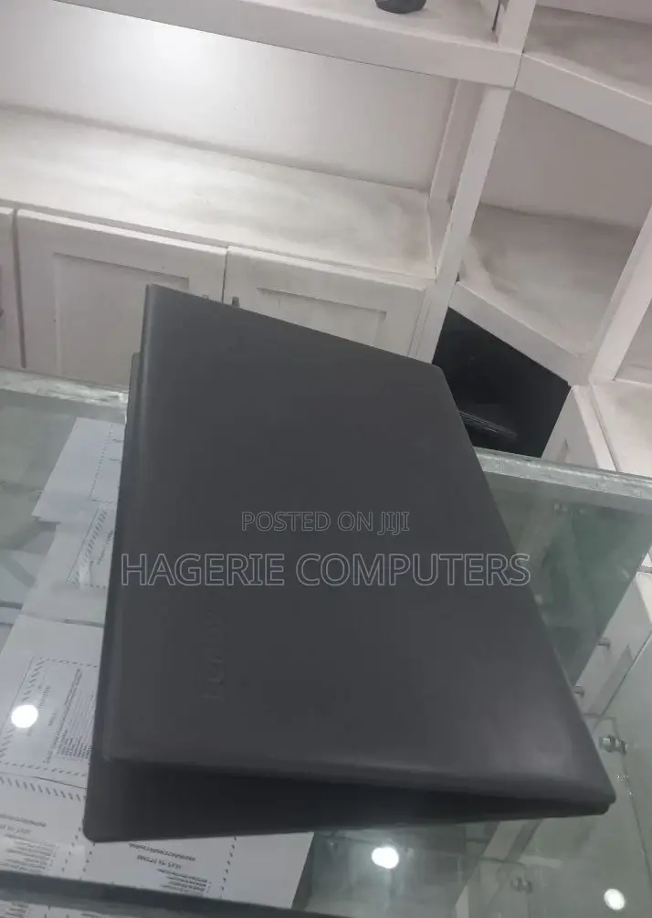 New Laptop Lenovo IdeaPad Z560 4GB Intel Core 2 Quad HDD 500GB