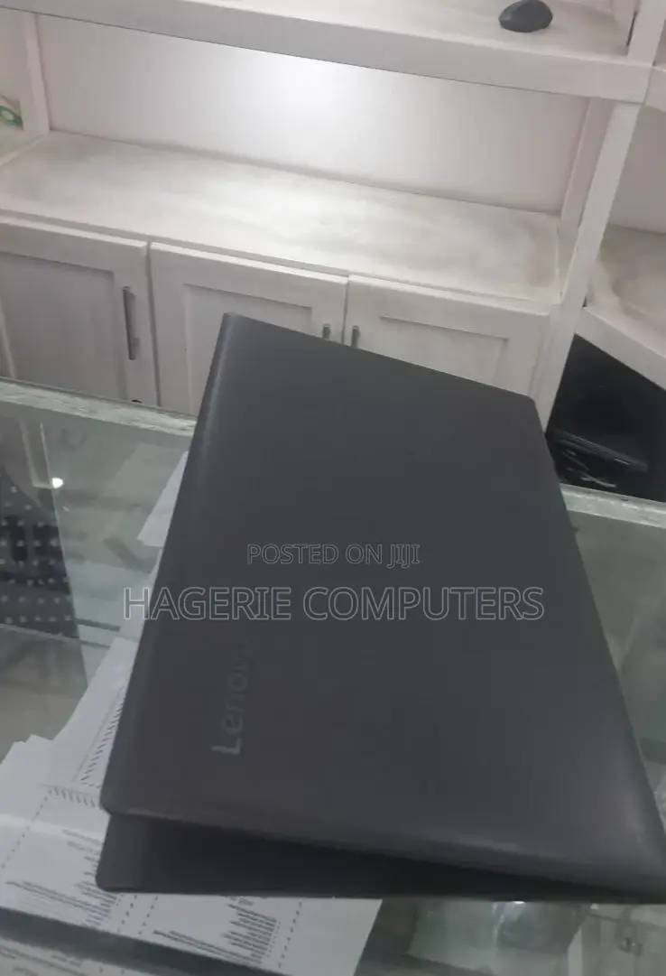 New Laptop Lenovo IdeaPad Z560 4GB Intel Core 2 Quad HDD 500GB