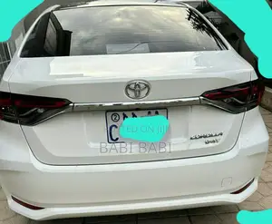 Toyota Corolla 2023 White