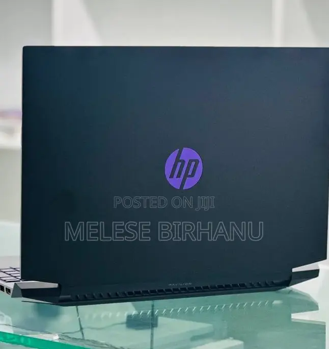 New Laptop HP 8GB AMD Ryzen 5 HDD 1T