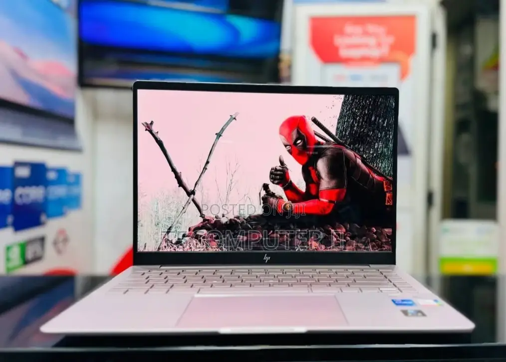 New Laptop HP Pavilion 10 16GB Intel Core I5 SSD 1T