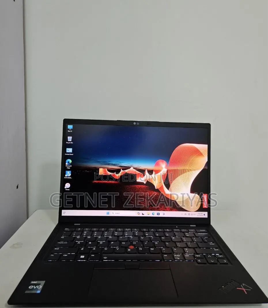 New Laptop Lenovo ThinkPad X1 Carbon 16GB Intel Core I7 SSD 512GB