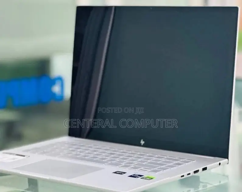 New Laptop HP Envy 17 32GB Intel Core I9 SSD 1T
