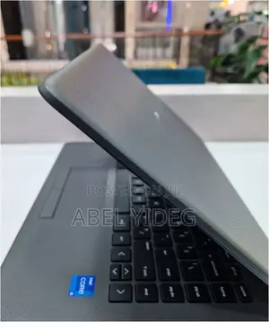 New Laptop HP 240 G8 8GB Intel Core I5 HDD 1T