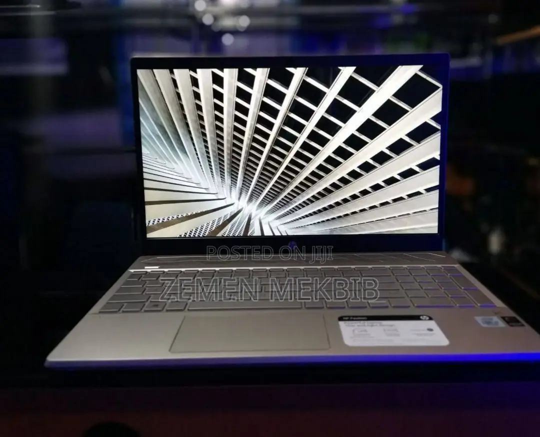 New Laptop HP Pavilion 15 16GB Intel Core I7 SSD 512GB