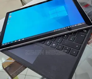 New Laptop Microsoft Surface Pro 4 8GB Intel Core I5 SSD 256GB
