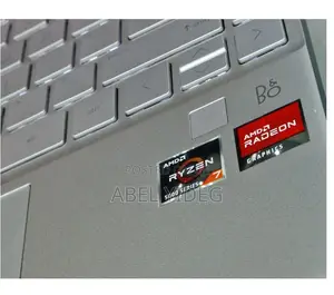 New Laptop HP Pavilion 13 16GB AMD Ryzen 7 SSD 1T