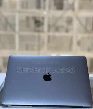 New Laptop Apple MacBook Pro 2017 8GB Intel Core i5 SSD 128GB