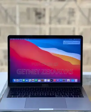 New Laptop Apple MacBook Pro 2017 8GB Intel Core i5 SSD 128GB