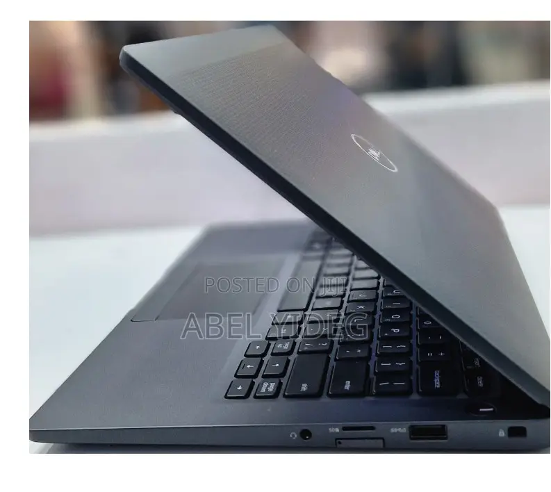 New Laptop Dell Latitude 7300 8GB Intel Core I5 SSD 512GB