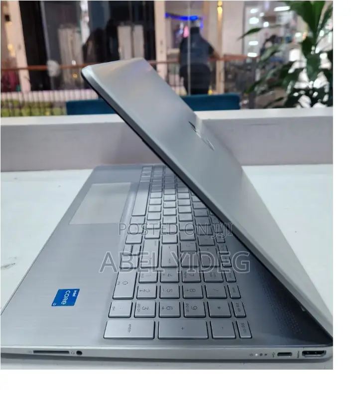 New Laptop HP Stream Notebook 8GB Intel Core I3 SSD 512GB