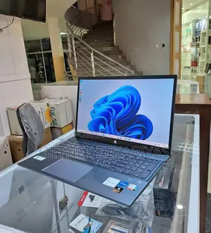 New Laptop HP Pavilion 15 16GB Intel Core I5 SSD 1T