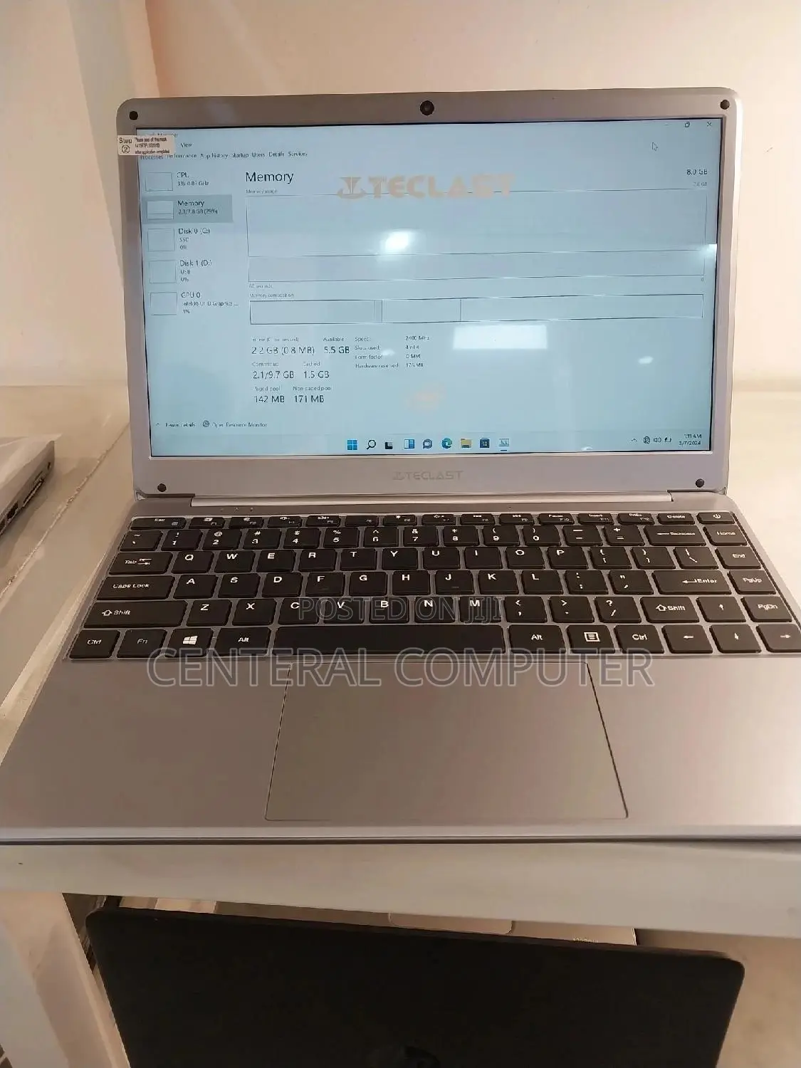 New Laptop Apple MacBook Air 2015 8GB Intel Core I5 SSD 128GB