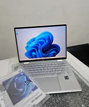 New Laptop HP Spectre X360 8GB Intel Core I5 SSD 512GB