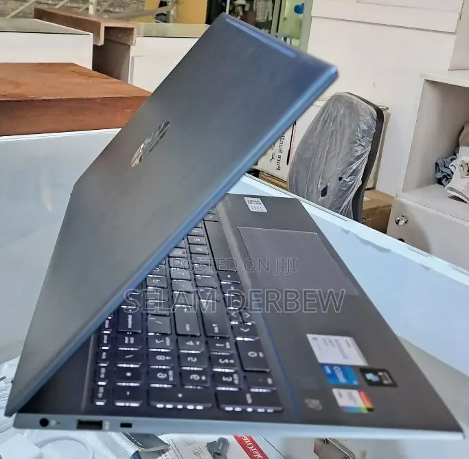 New Laptop HP Pavilion 15 16GB Intel Core I5 SSD 1T