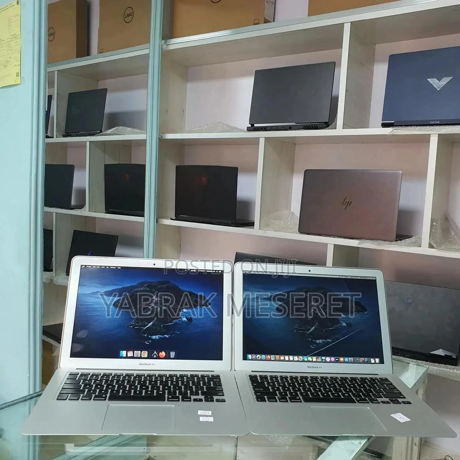 New Laptop Apple MacBook 2015 8GB Intel Core i5 SSD 128GB