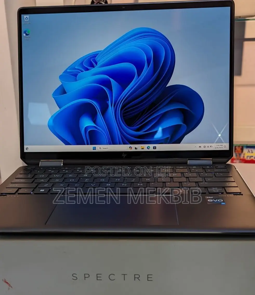 New Laptop HP 14-Dq2031tg 32GB Intel Core I7 SSD 1T