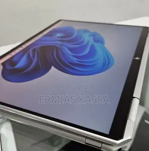 New Laptop HP Spectre X360 8GB Intel Core I5 SSD 512GB