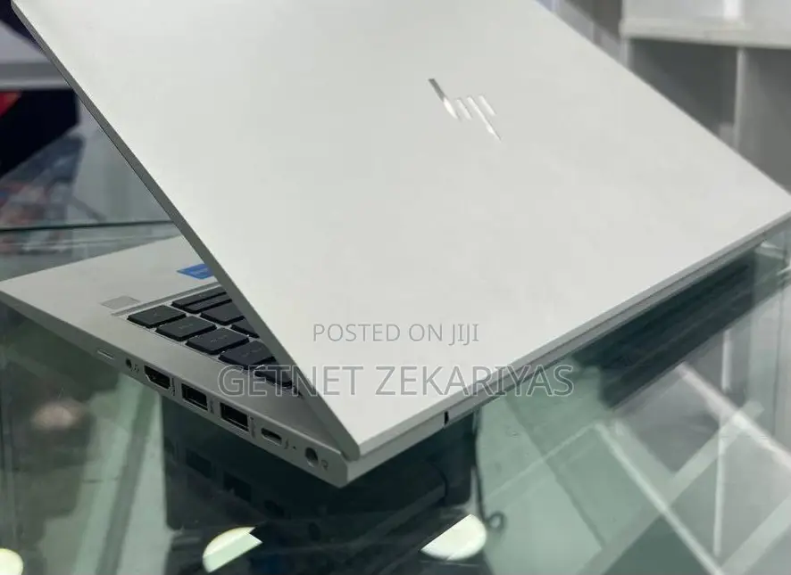 New Laptop HP EliteBook 840 G8 16GB Intel Core I7 SSD 512GB