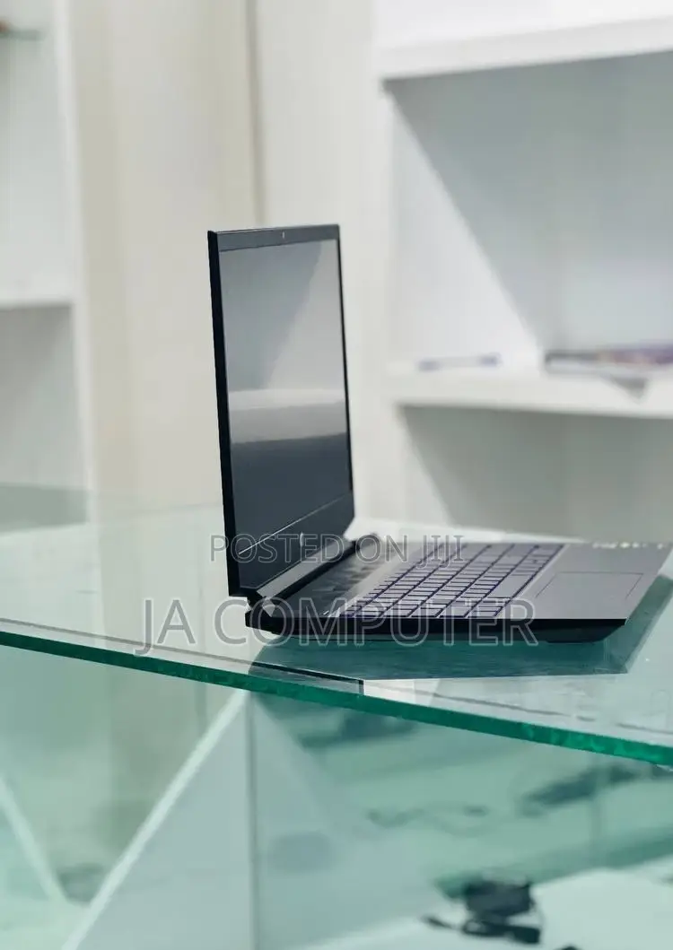 New Laptop HP Pavilion Power 15 8GB Intel Core I7 SSD 1.5T