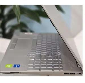 New Laptop HP Stream Notebook 8GB Intel Core I5 SSD 512GB