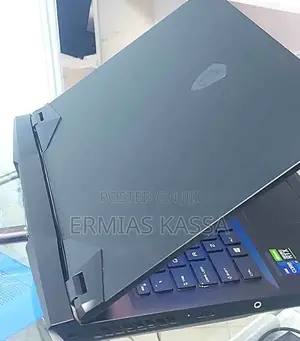 New Laptop MSI GP75 Leopard 16GB Intel Core I7 SSD 1T