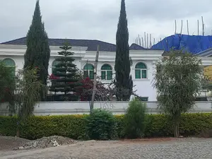 7bdrm House in ሳሚት  456ካሜ ጅ+1   , Bole for sale
