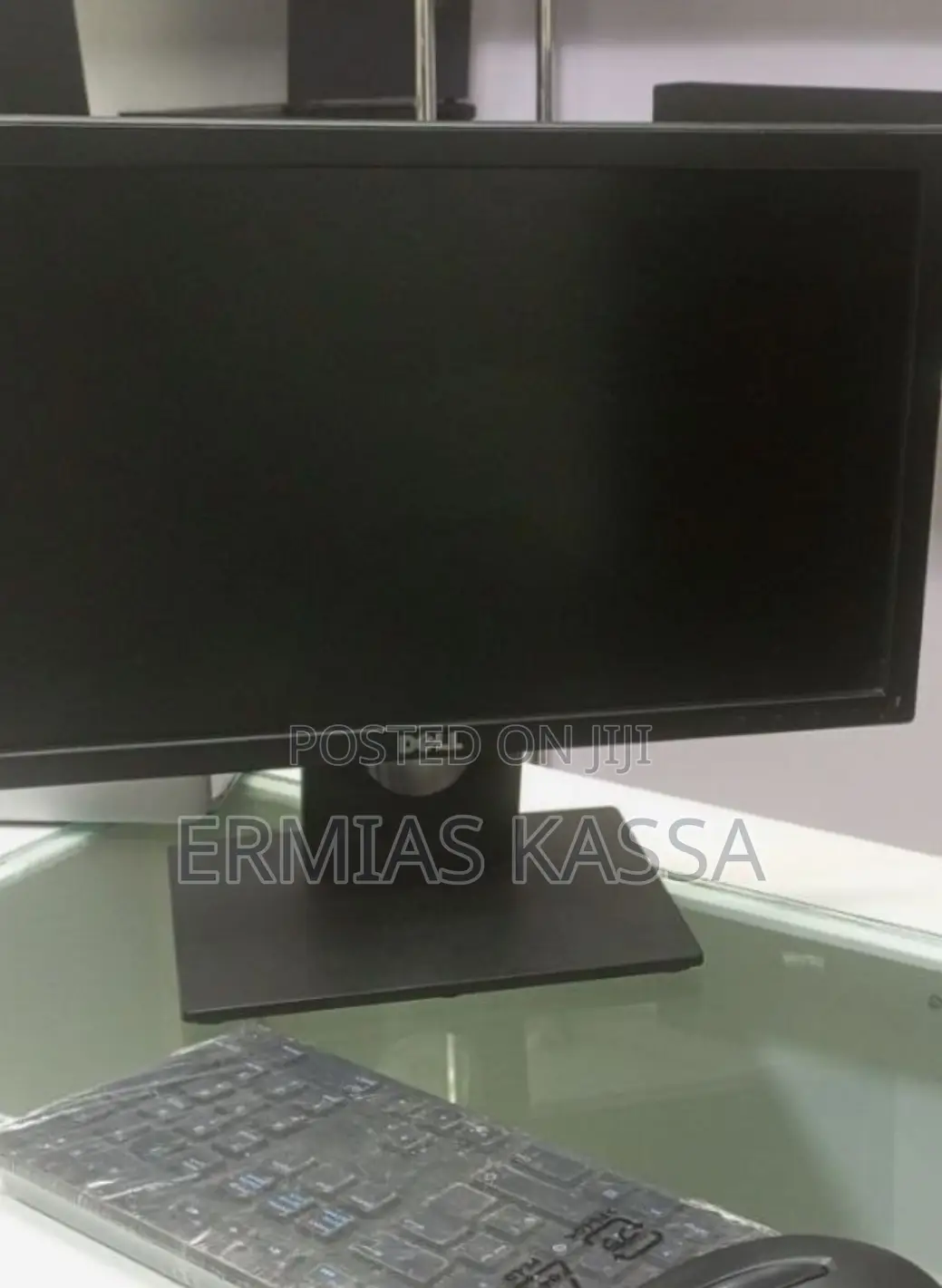 New Desktop Computer Dell OptiPlex 7070 8GB Intel Core I7 HDD 1T