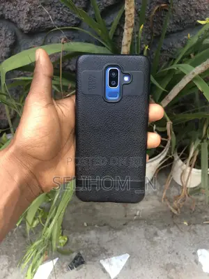 Photo - Samsung Galaxy J8 32 GB Blue