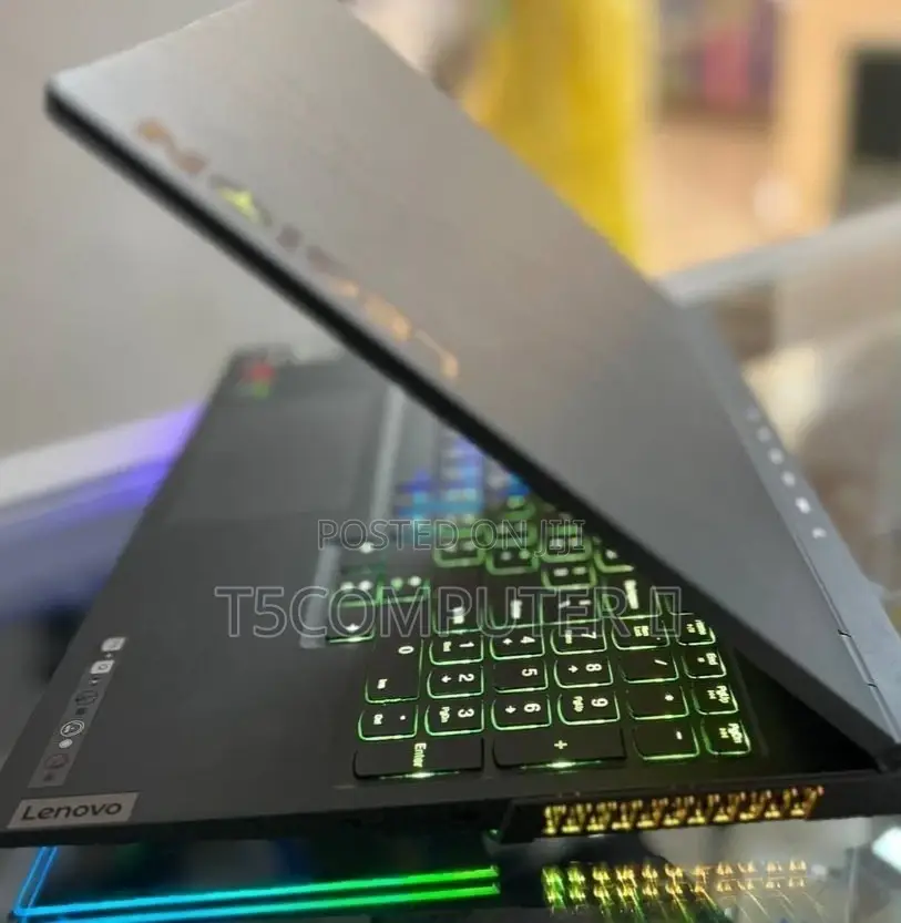 New Laptop Lenovo Legion Y720 32GB Intel Core I7 SSD 512GB