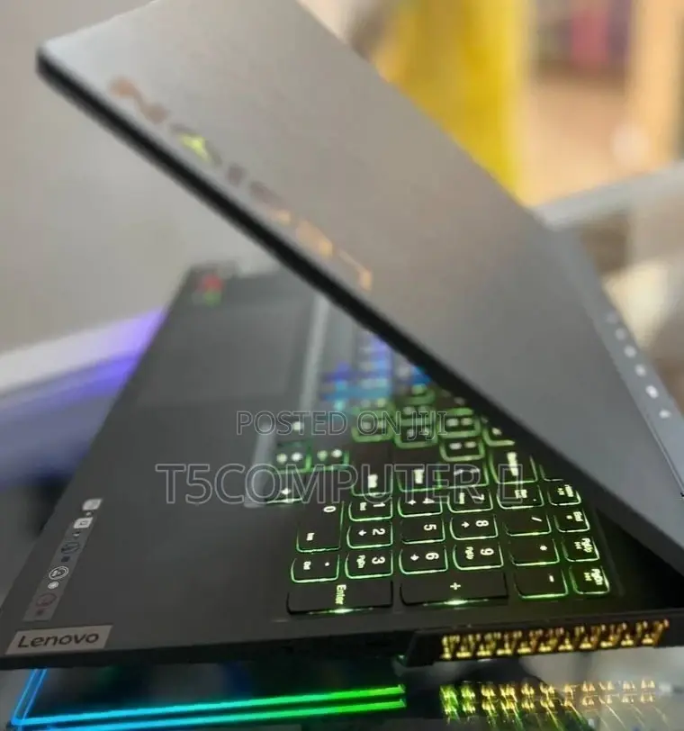 New Laptop Lenovo Legion Y720 32GB Intel Core I7 SSD 512GB