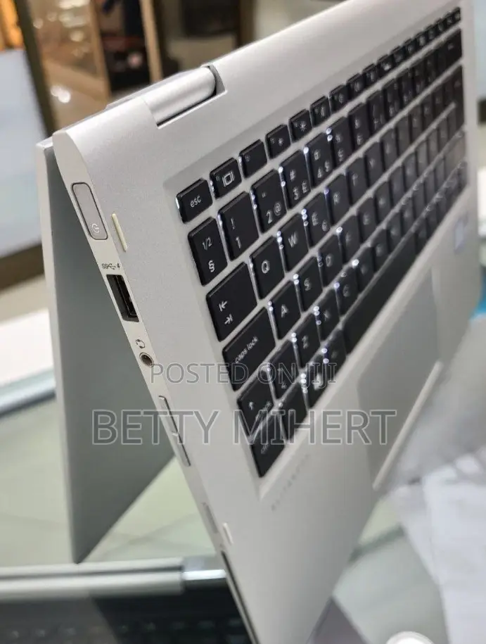 New Laptop HP EliteBook X360 1030 G2 16GB Intel Core I5 SSD 512GB