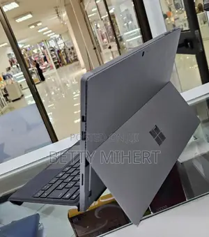 New Laptop Microsoft Surface Pro 4 8GB Intel Core I5 SSD 256GB