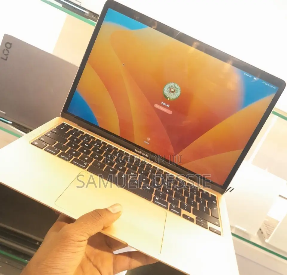 New Laptop Apple MacBook Air 2020 M1 8GB Apple M1 SSD 256GB