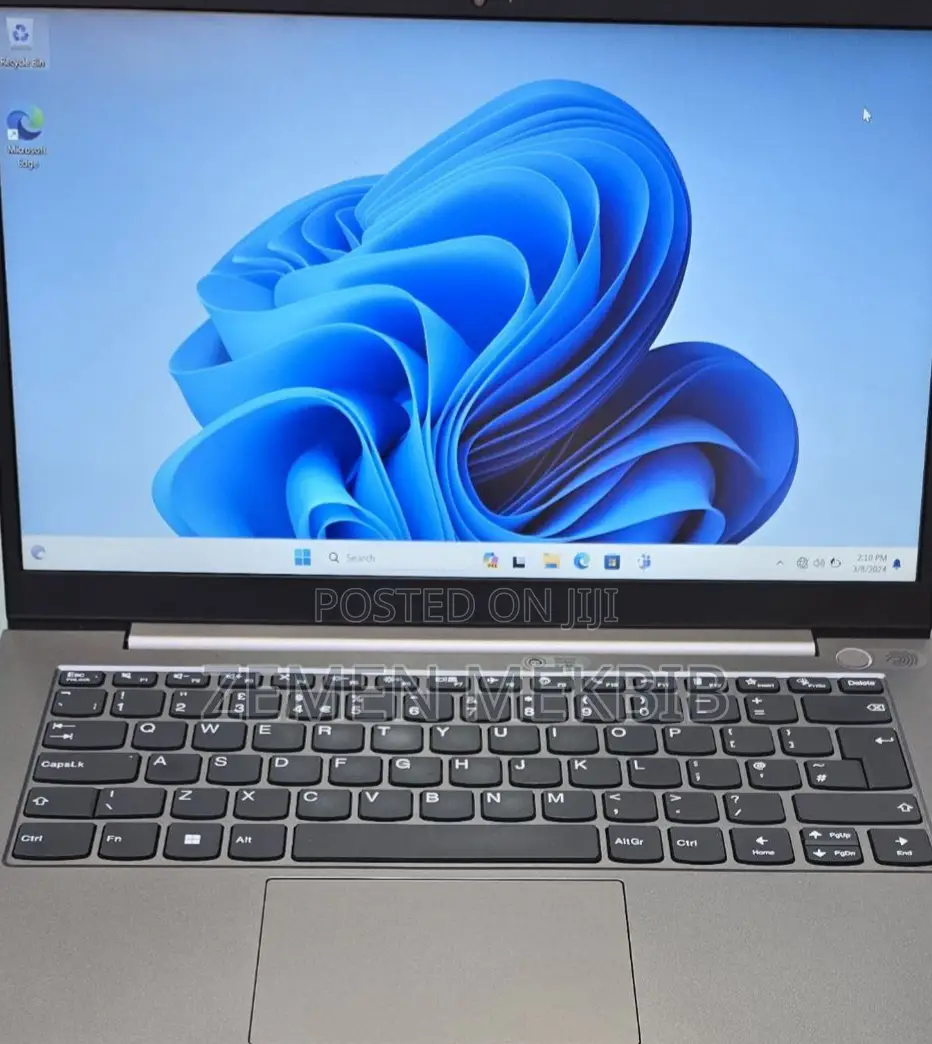 New Laptop Lenovo 8GB Intel Core I5 SSD 512GB