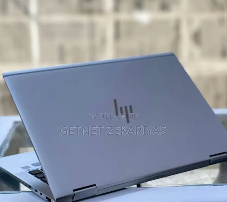 New Laptop HP Spectre 8GB Intel Core I5 SSD 512GB