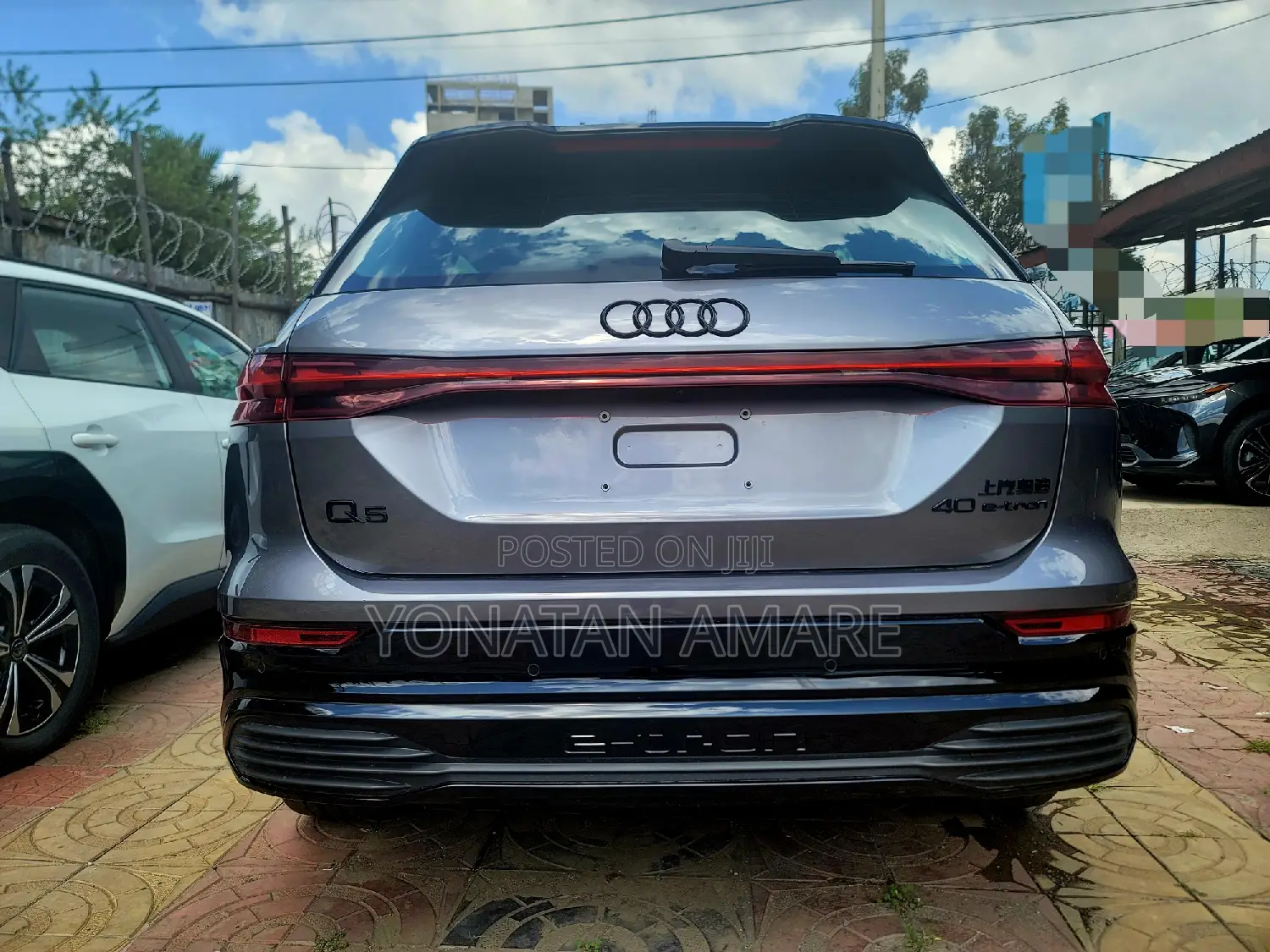 New Audi Q5 2023 Gray