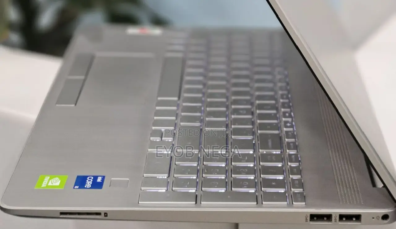 New Laptop HP Stream Notebook 16GB Intel Core I5 SSD 512GB