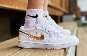Photo - Origional Nike Air Jordan 1 Low White Metallic Gold Shoes