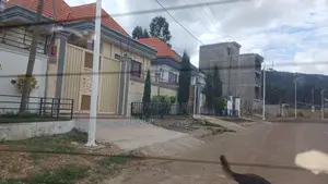 Furnished 3bdrm Villa in Hayat, Yeka for sale