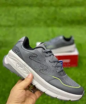 Photo - Master Quality Skechers Shoes