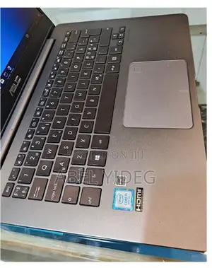 New Laptop Asus VivoBook E403NA 8GB Intel Core I5 SSD 256GB