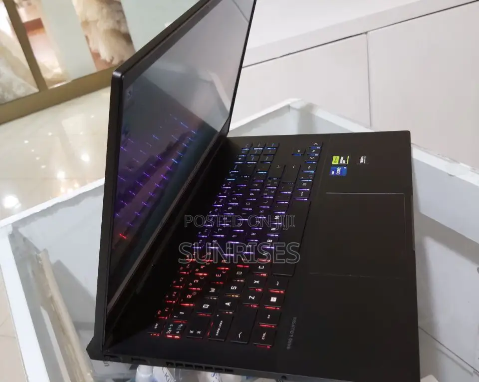 New Laptop HP Omen 17 16GB Intel Core I7 SSD 512GB