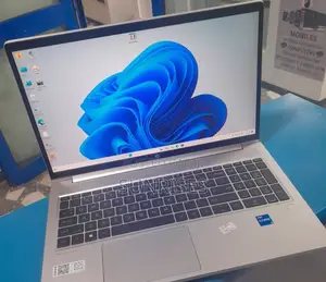 Photo - New Laptop HP ProBook 430 16GB Intel Core I5 SSD 512GB