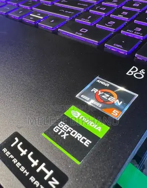 New Laptop HP 8GB AMD Ryzen 5 HDD+SSD 256GB