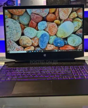 New Laptop HP 8GB AMD Ryzen 5 HDD+SSD 256GB