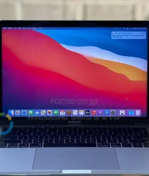 New Laptop Apple MacBook Pro 2017 8GB Intel Core I5 SSD 128GB
