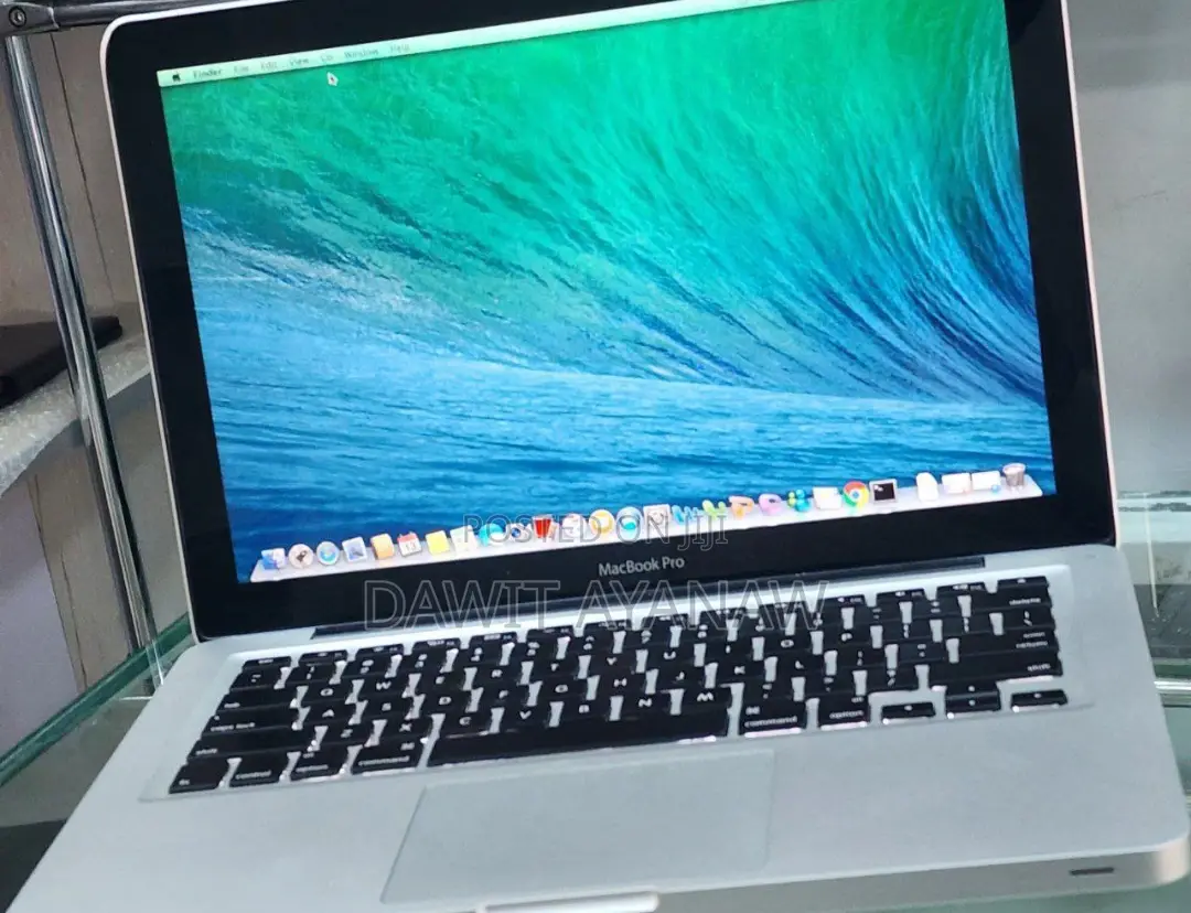 New Laptop Apple MacBook Pro 2012 4GB Intel Core I5 HDD 500GB