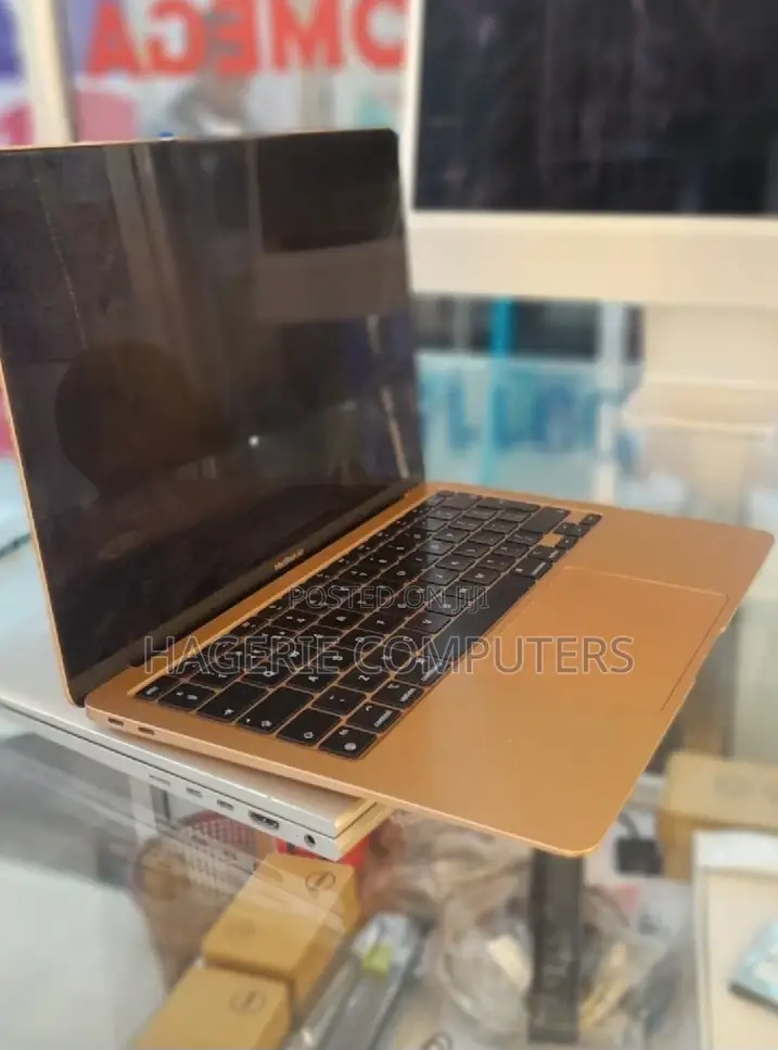 New Laptop Apple MacBook 8GB Apple M1 SSD 256GB