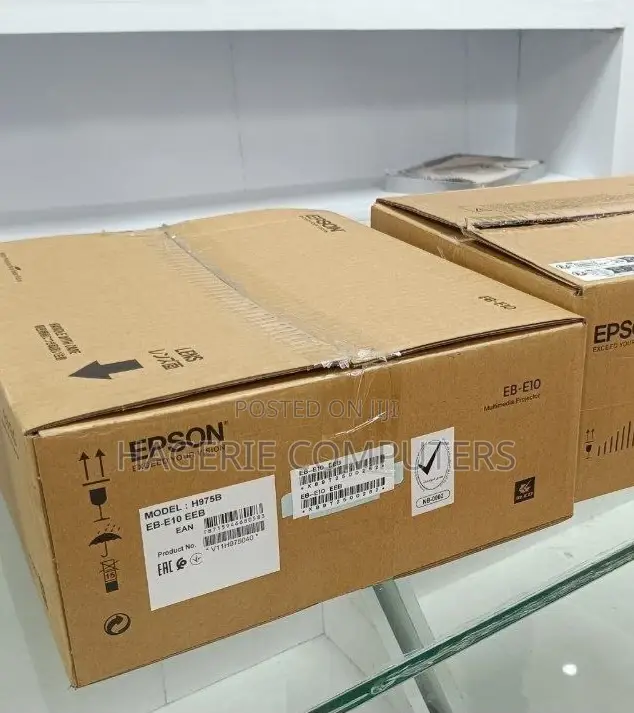 Brand New EPSON Co-W01 Projector